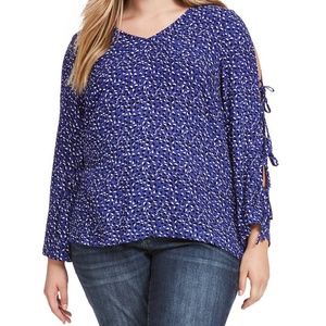 ❗5 For $2️⃣5️⃣ Bundle Sale❗️ Clematis Blue Tie Sleeve Top